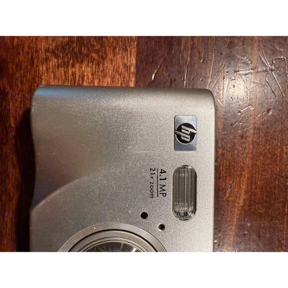 HP Photosmart R507 4.2 MP Digital Camera- Silver - Picture 8 of 10